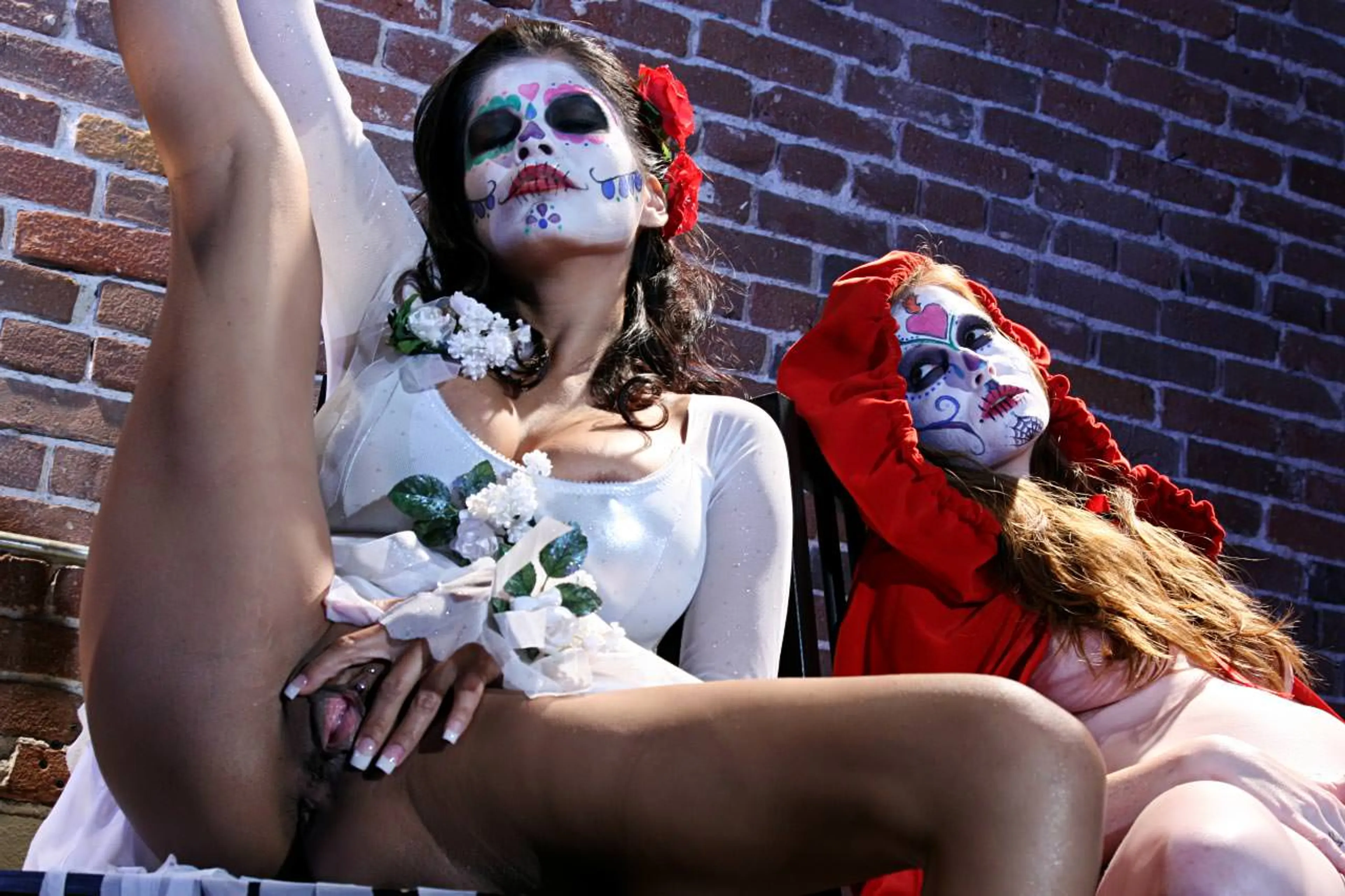 Alexis Amore And Nikki Rhodes