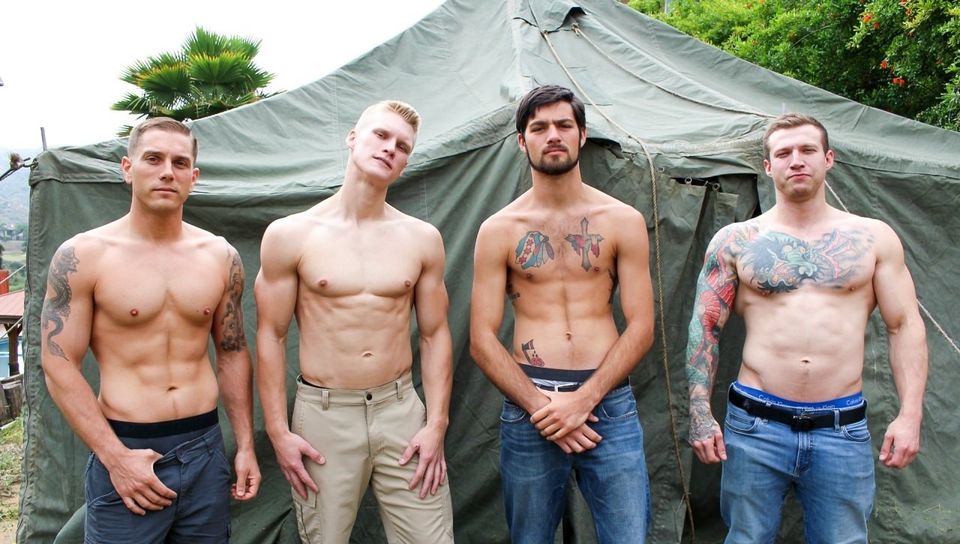 Mike Johnson, Mike Obrian, Blake Effortley & Leeroy Jones