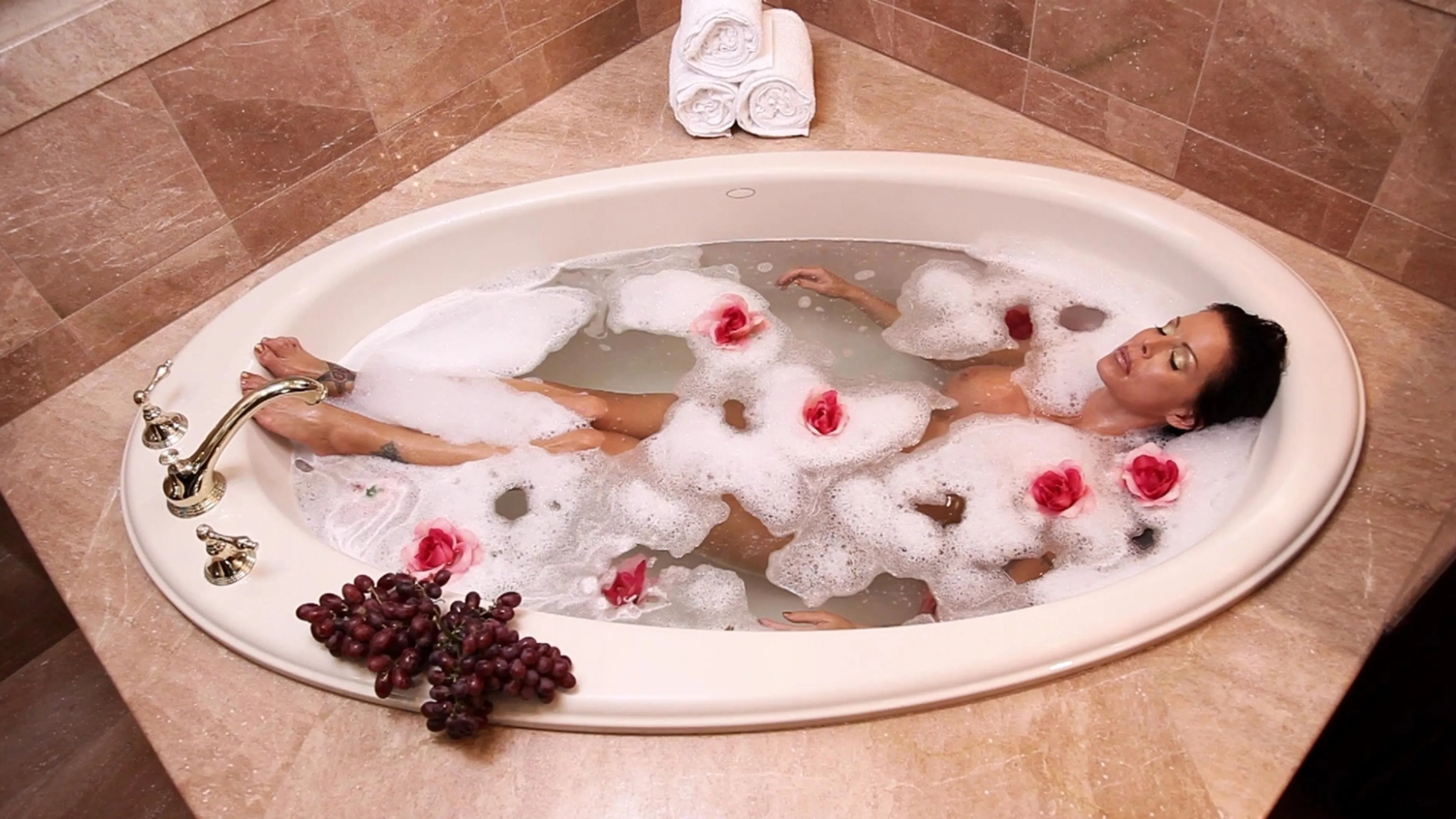 Interracial Cocksocket Tabitha Stevens Loves Black Dick