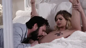 Sydney Cole Love To Ride Huge Cock