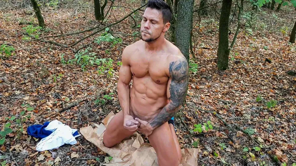 Angelo In The Woods - Raw