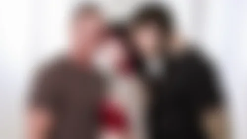 Charlotte Sartre, Pierce Paris, Ruckus-Interview Charlotte Sartre, Pierce Paris, Ruckus-Interview