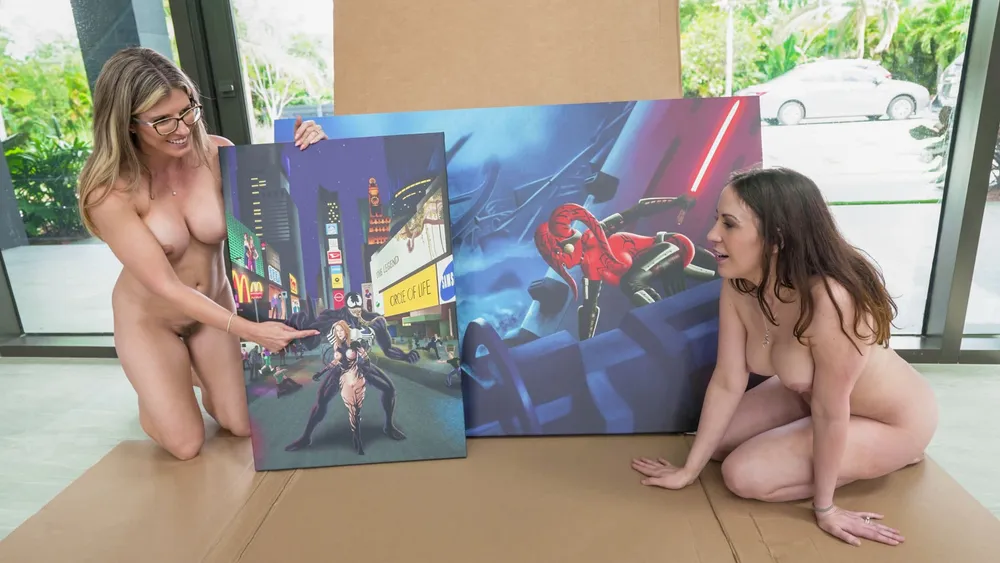 Custom Artwork Unboxing with Amiee Cambridge and Cory Chase