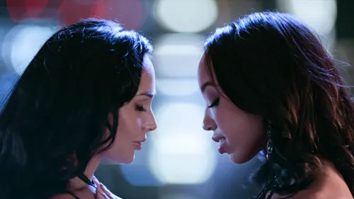 Ariana and Alexis Have The Best Girls Night Ever Ariana and Alexis Have The Best Girls Night Ever