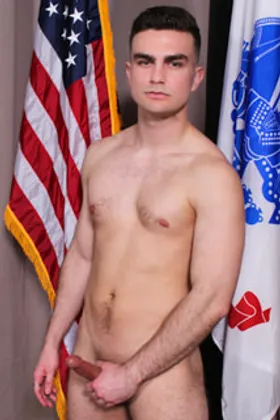 Sammy Nicks masturbates for the camera and jerked off!