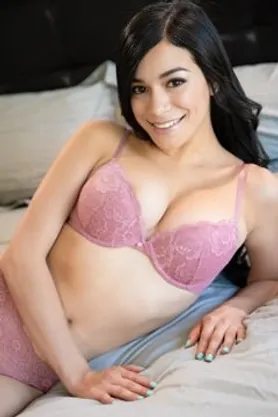 Teens Gianna and Savannah get horny watching stepsister