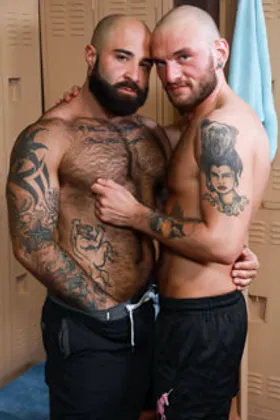 Unicorn lovers Atlas Grant & Gustav Netto fuck till they cum