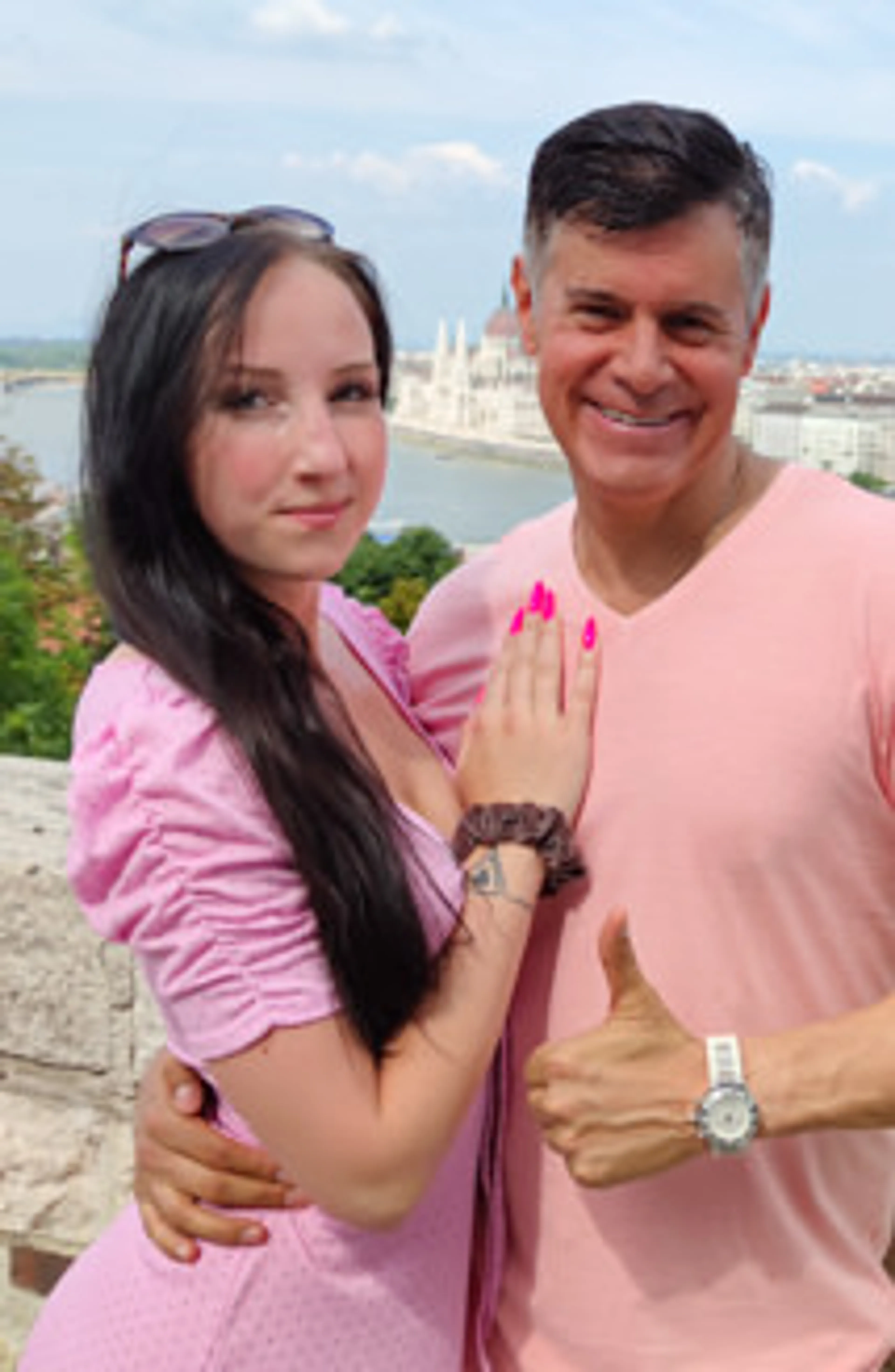 Nephew and His Uncle Give Pretty Teen Tour of Bootypest!