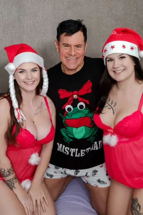 Matt And Dan Get The Perfect XXXMas Present