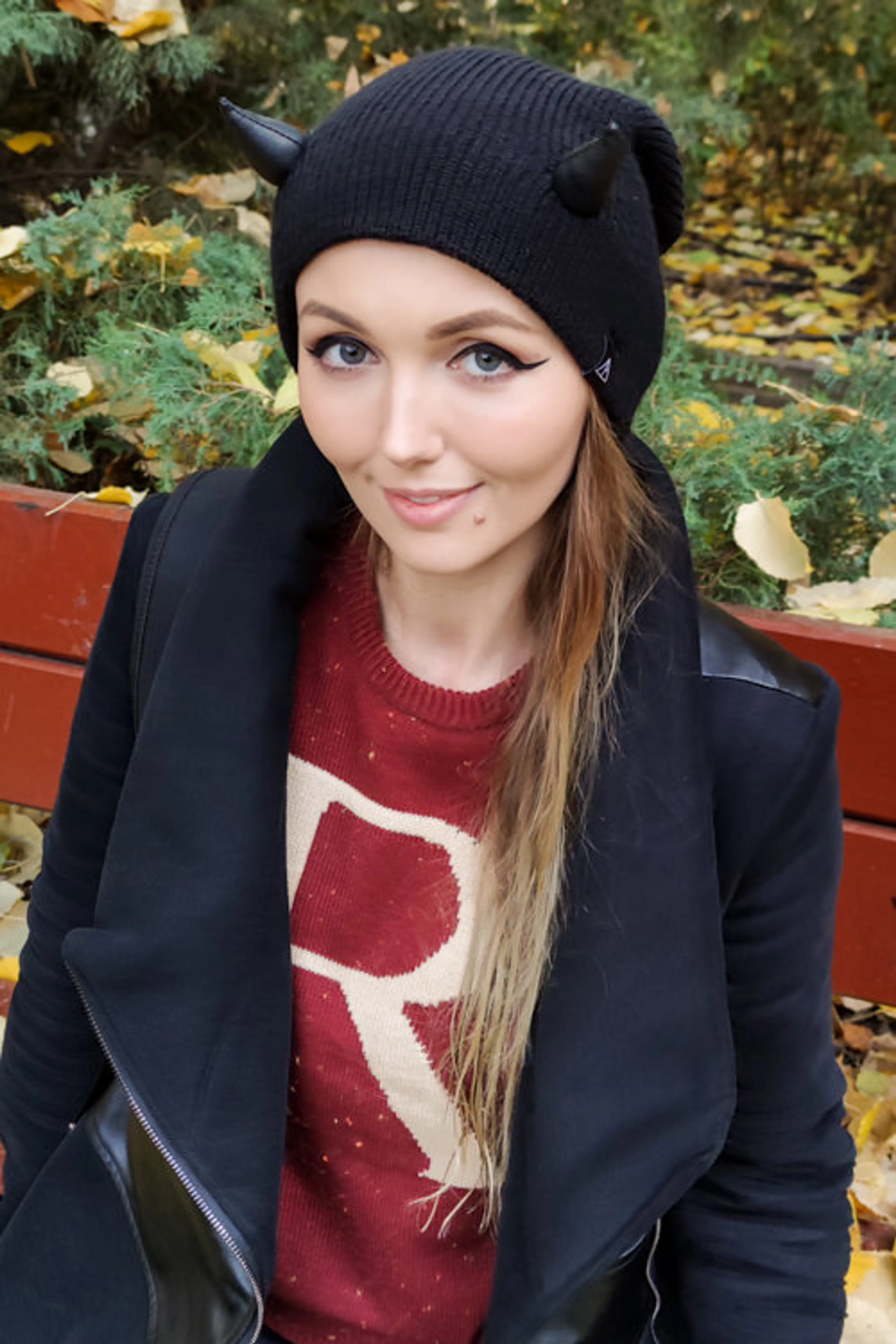 Sia Siberia Sweet Girl Transforms Into Squirting Cock Demon at the Thermal Baths - Part 1