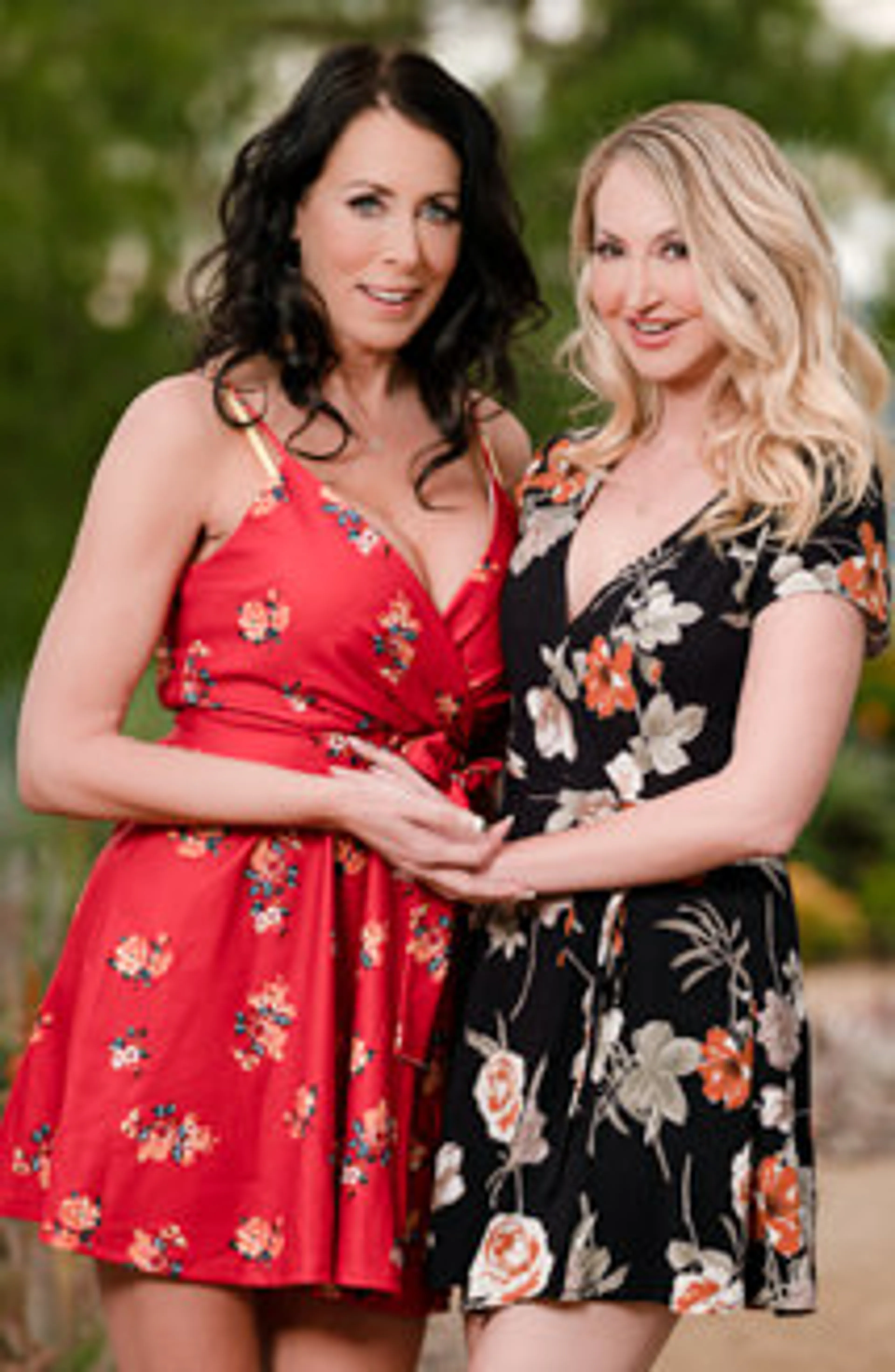 Glamour - Kendra James & Reagan Foxx