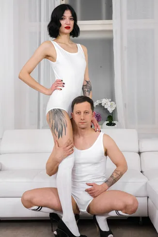 Madison Quinn Bisex Skate