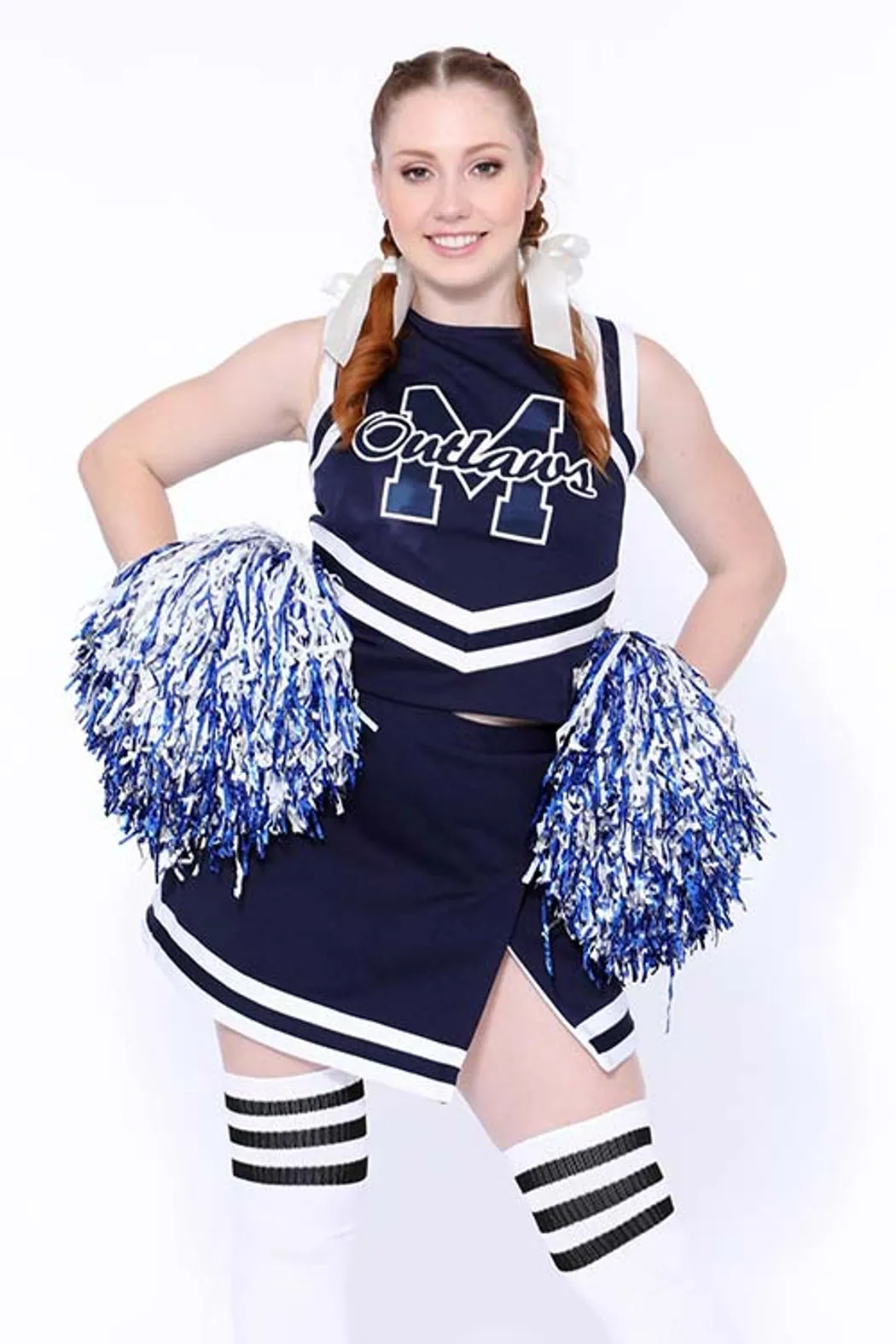 Arietta LOVES BBC. It's what she lives for. She's got plenty of other interests too of course. She's a cheerleader, she volunteers in her community, gets good grades, attends church on Sunday. Arietta is a well-rounded girl. She's a good friend and still lives at home with her parents but there's one thing that's always on her mind: getting BBC. There's a park near her house and on her way home from practice she sees the same group of guys playing basketball. Today she's mustering up the courage to invite them ALL back to her house before anyone comes home. It took her a few tries, but after too many late night masturbation sessions under the covers dreaming about all those dicks in her, she goes for it. And her courage is greatly rewarded.
