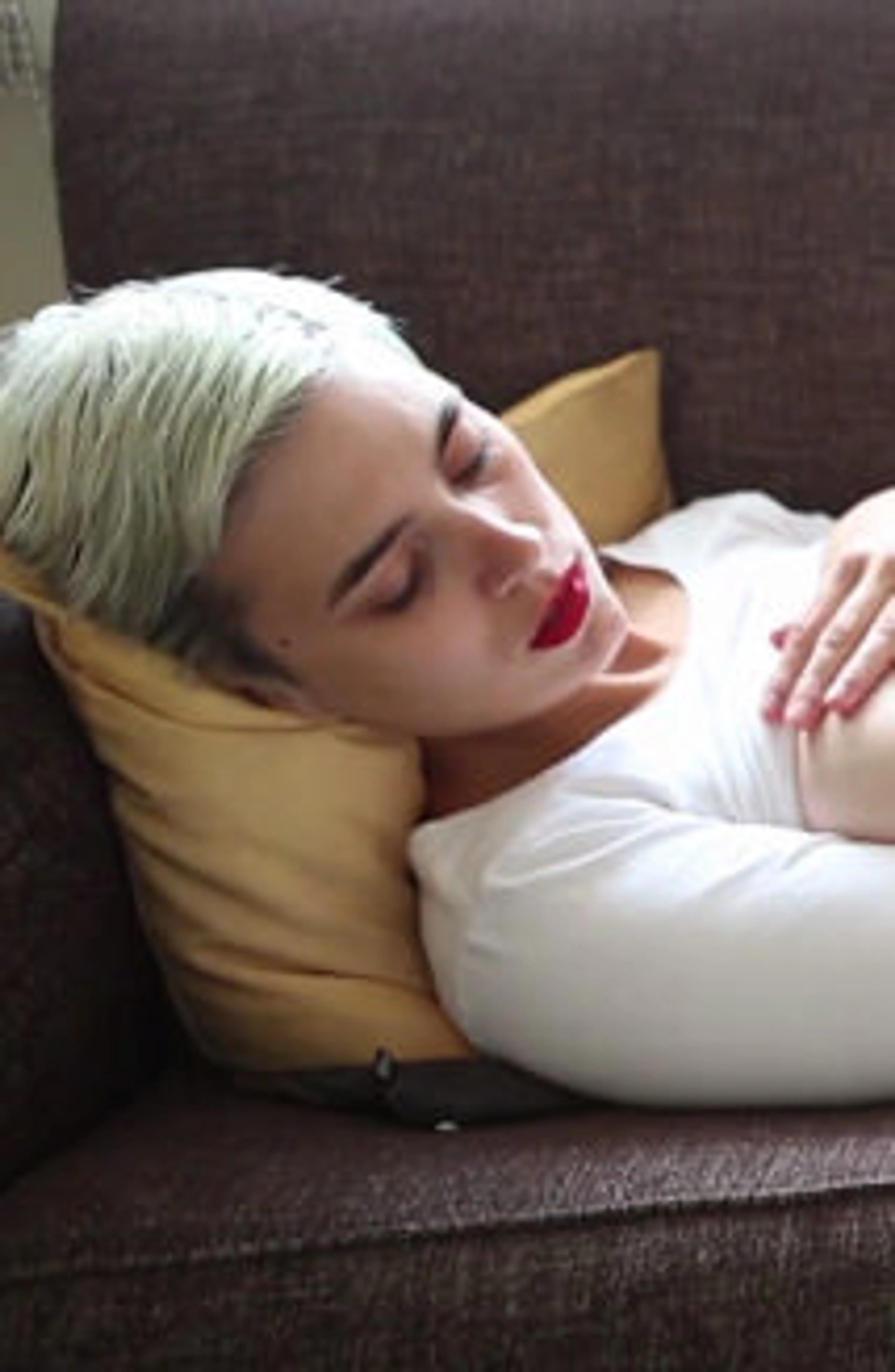 Bobbie's Sensual Rubbing