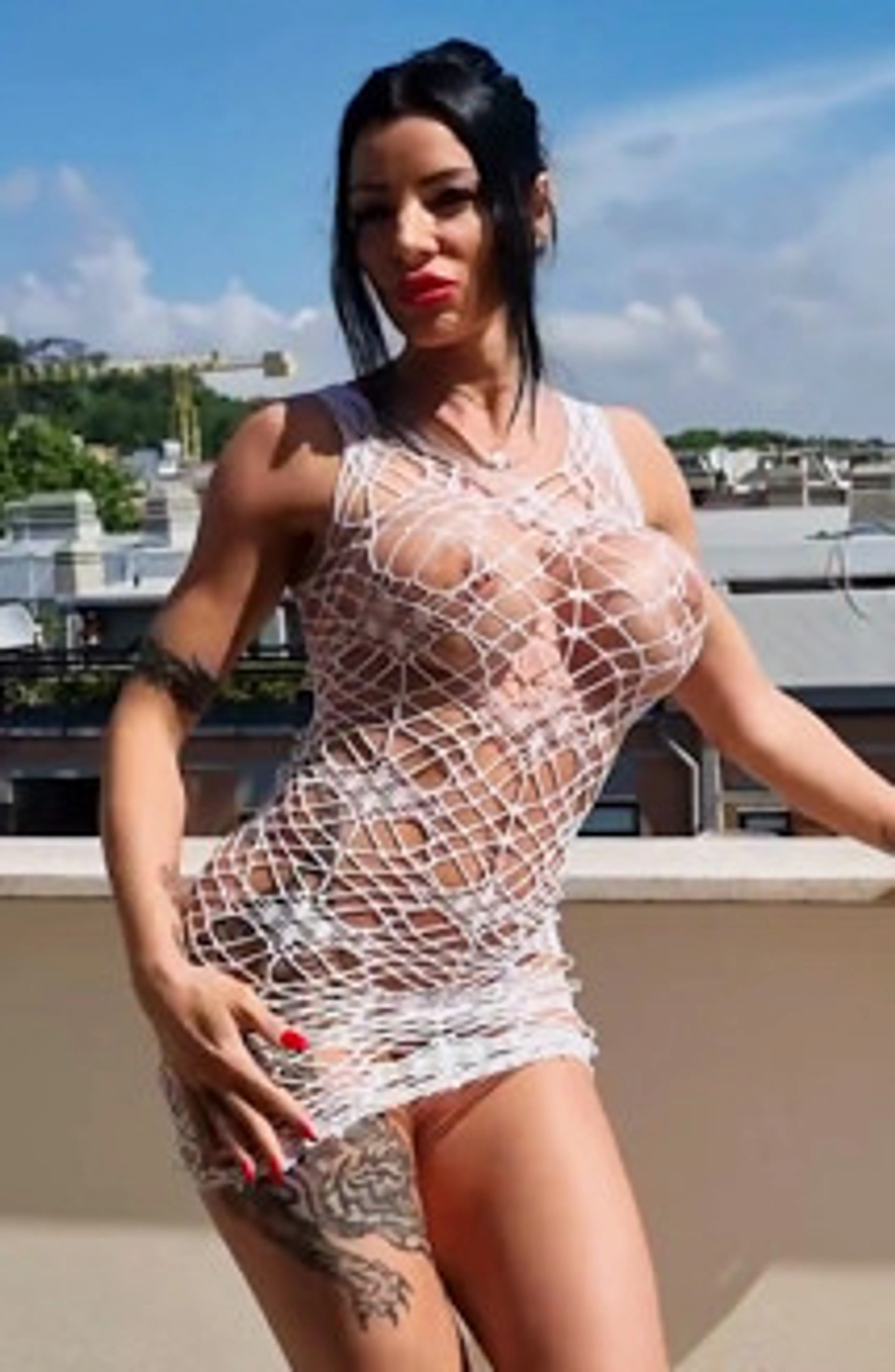 Amandha: Fucked Doggystyle On The Terrace