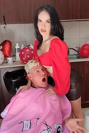 Puffy Pussy Squirts Like Crazy