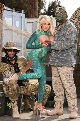 Busty babe Kitana Montana gets DP in threesome!