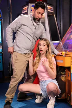 Deepthroated By My Stepdaughter! - Sky Pierce & Tommy Pistol