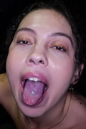 Satine Summers Third Gloryhole