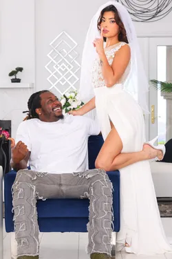 Hazel Heart Finishes Her Wedding Day Checklist