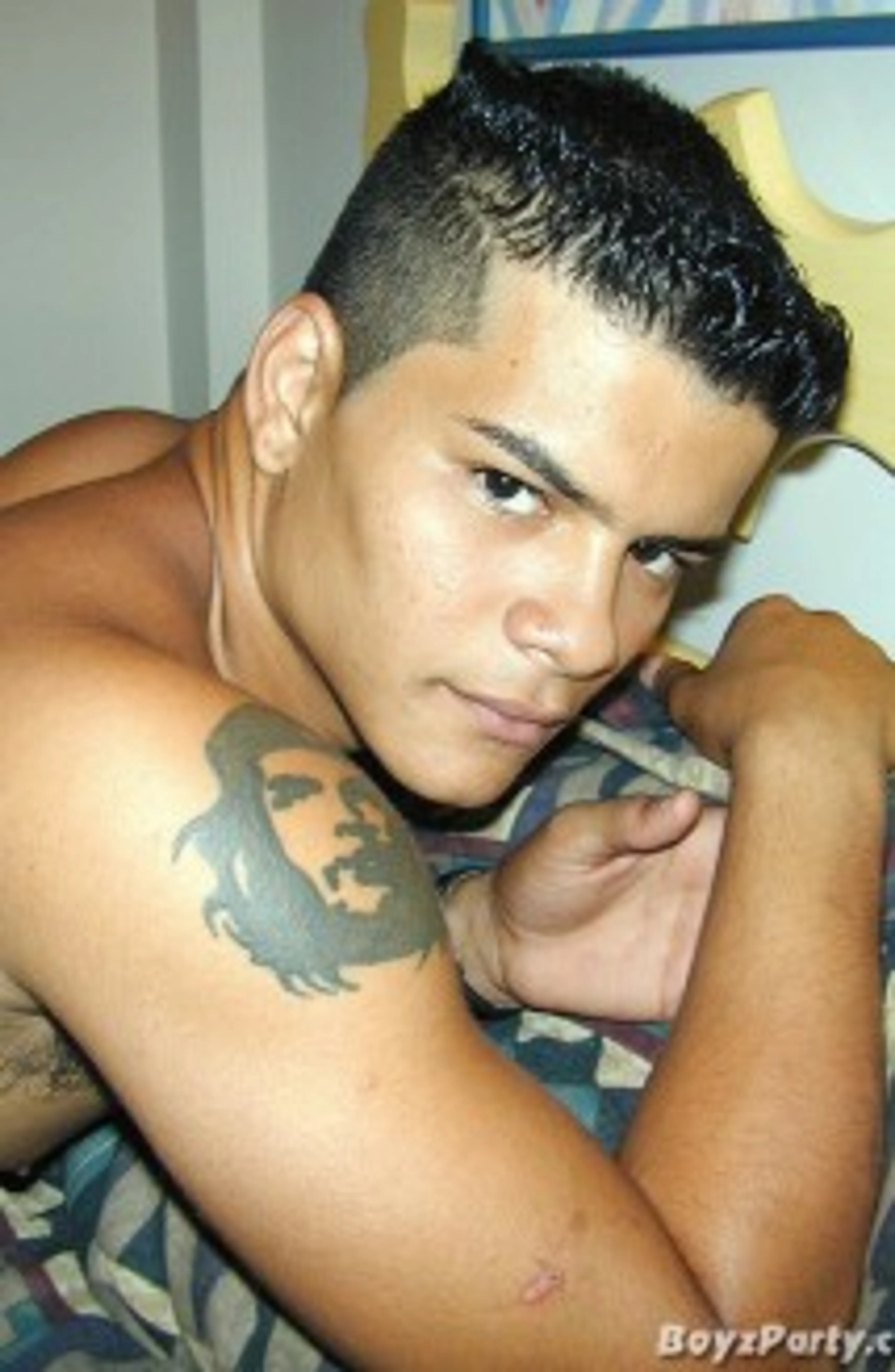 Leonardo - Exclusive