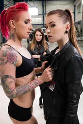 Misha chooses Angel over Samantha after a lesbian threesome.