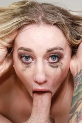 Blonde slut Riley Reyes sucking & gagging on lucky prick.